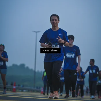 Runner Photo 7501159