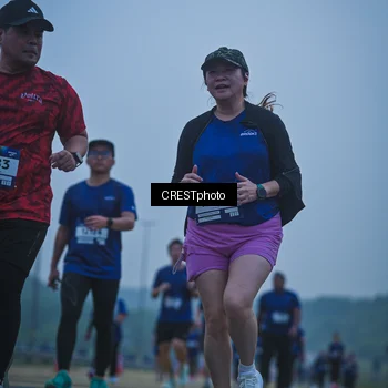 Runner Photo 7501200