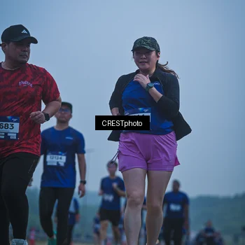 Runner Photo 7501210