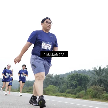 Runner Photo 7501214