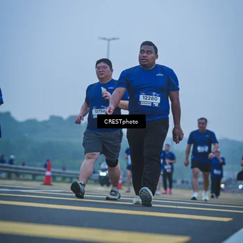 Runner Photo 7501235