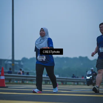 Runner Photo 7501240