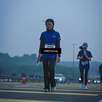 Runner Photo 7501275