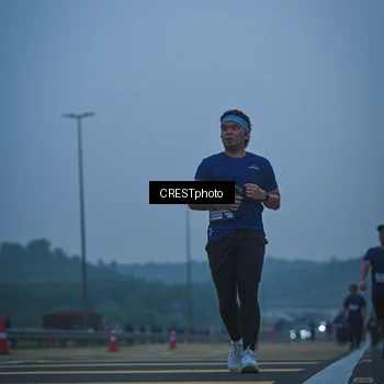 Runner Photo 7501337