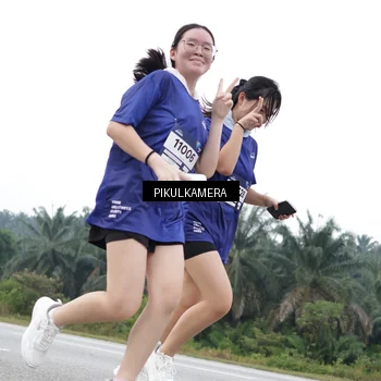 Runner Photo 7501383