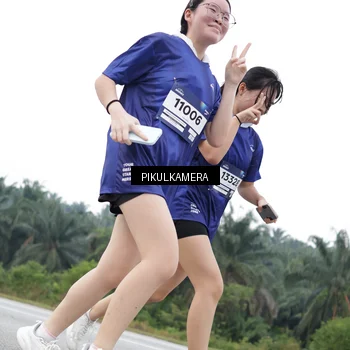 Runner Photo 7501387