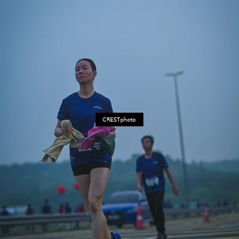 Runner Photo 7501457