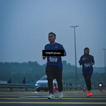 Runner Photo 7501528