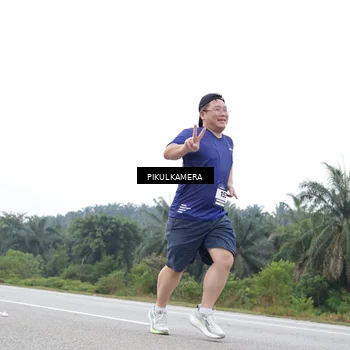 Runner Photo 7501622