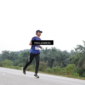 Runner Photo 7501687
