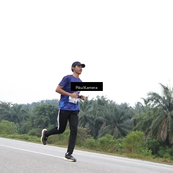 Runner Photo 7501698