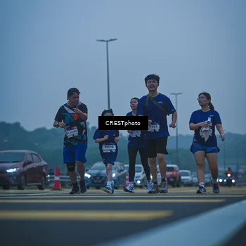 Runner Photo 7501733