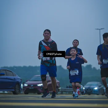 Runner Photo 7501740