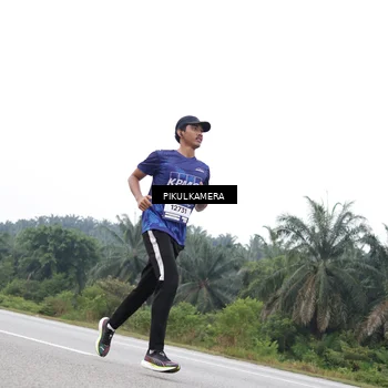 Runner Photo 7501774