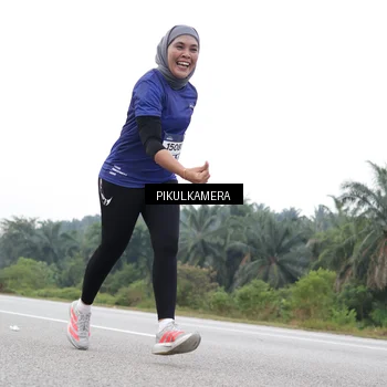 Runner Photo 7501808