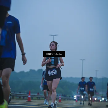 Runner Photo 7501940