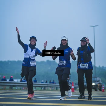 Runner Photo 7501990