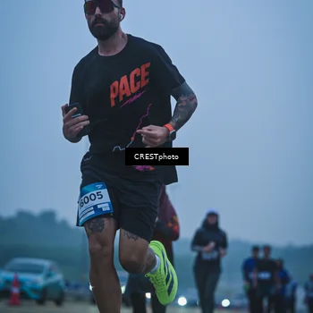Runner Photo 7502020