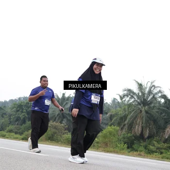 Runner Photo 7502023