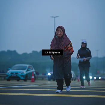 Runner Photo 7502027