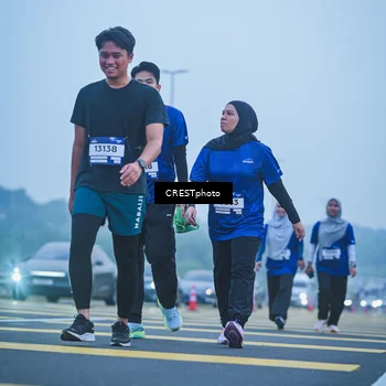 Runner Photo 7502054