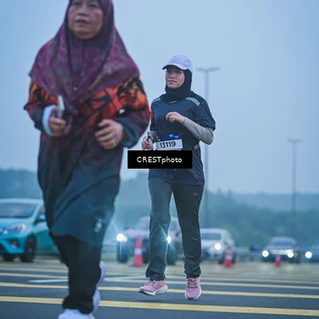 Runner Photo 7502055