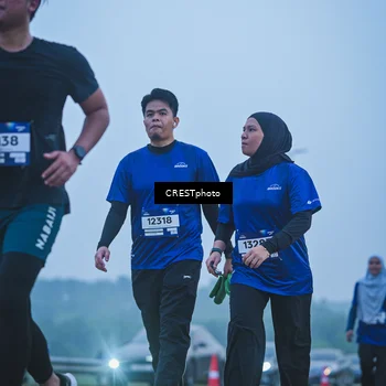 Runner Photo 7502062
