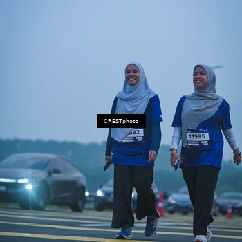 Runner Photo 7502082