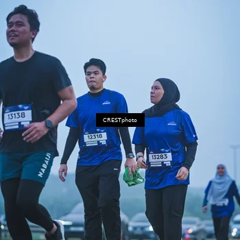 Runner Photo 7502084