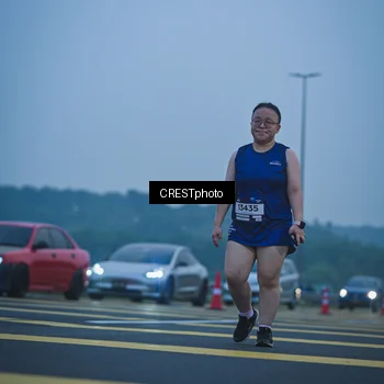 Runner Photo 7502098