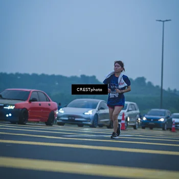 Runner Photo 7502109