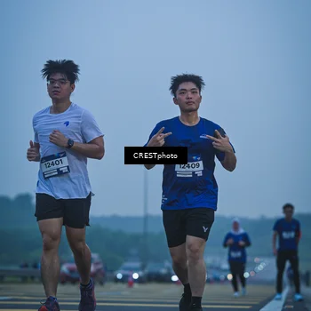 Runner Photo 7502141