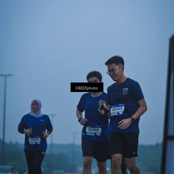 Runner Photo 7502143