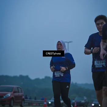 Runner Photo 7502148