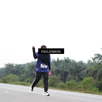 Runner Photo 7502176