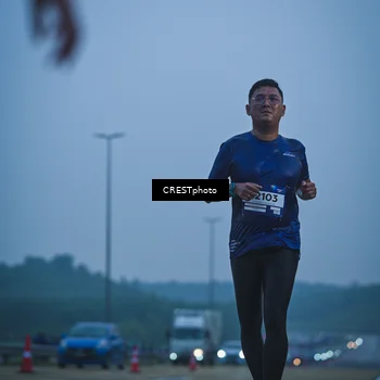 Runner Photo 7502180