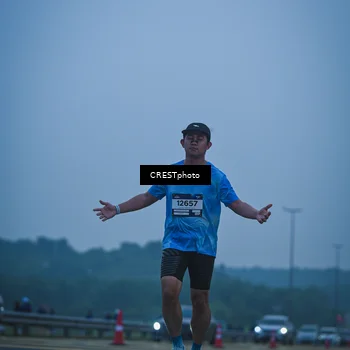 Runner Photo 7502191
