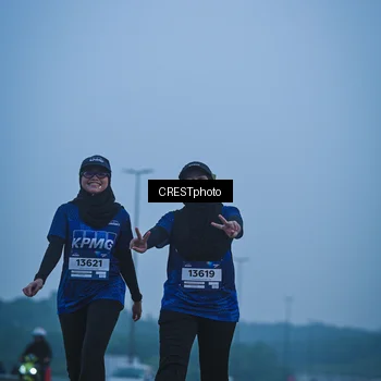 Runner Photo 7502201