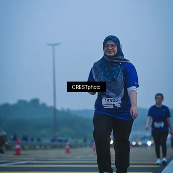 Runner Photo 7502224