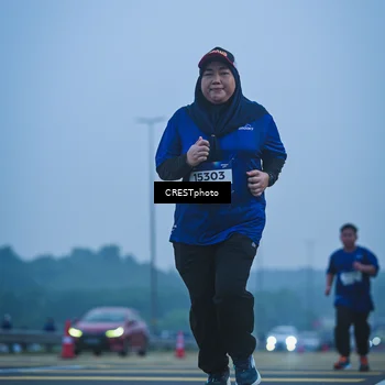 Runner Photo 7502242