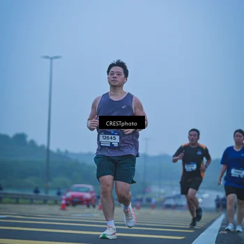 Runner Photo 7502273