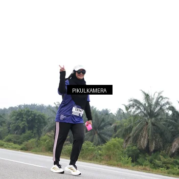 Runner Photo 7502281