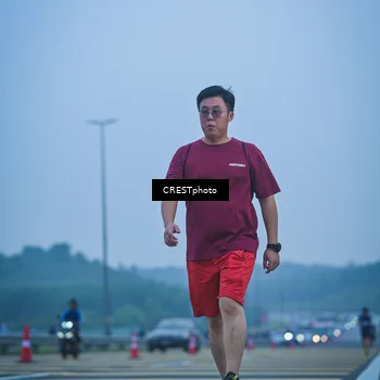 Runner Photo 7502282