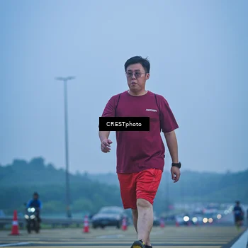 Runner Photo 7502283