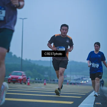 Runner Photo 7502284