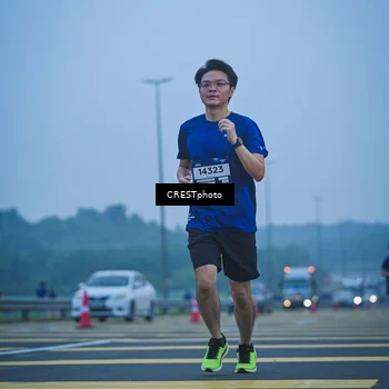 Runner Photo 7502292