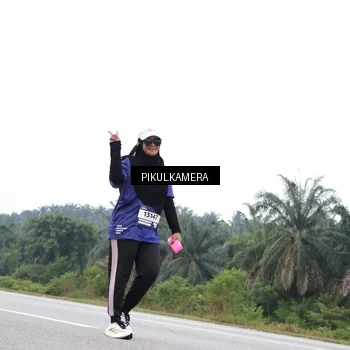 Runner Photo 7502294