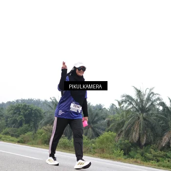 Runner Photo 7502298