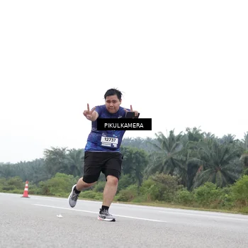Runner Photo 7502319