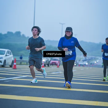 Runner Photo 7502325